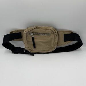 Levi’s Utility Fanny Pack Crossbody Shoulder Travel Bag Pouch Man Purse Canvas